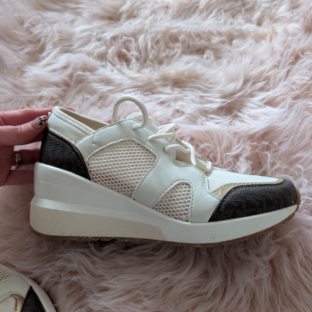 MICHAEL Michael Kors Cream and Brown Sneakers Practically Brand New Super Cute